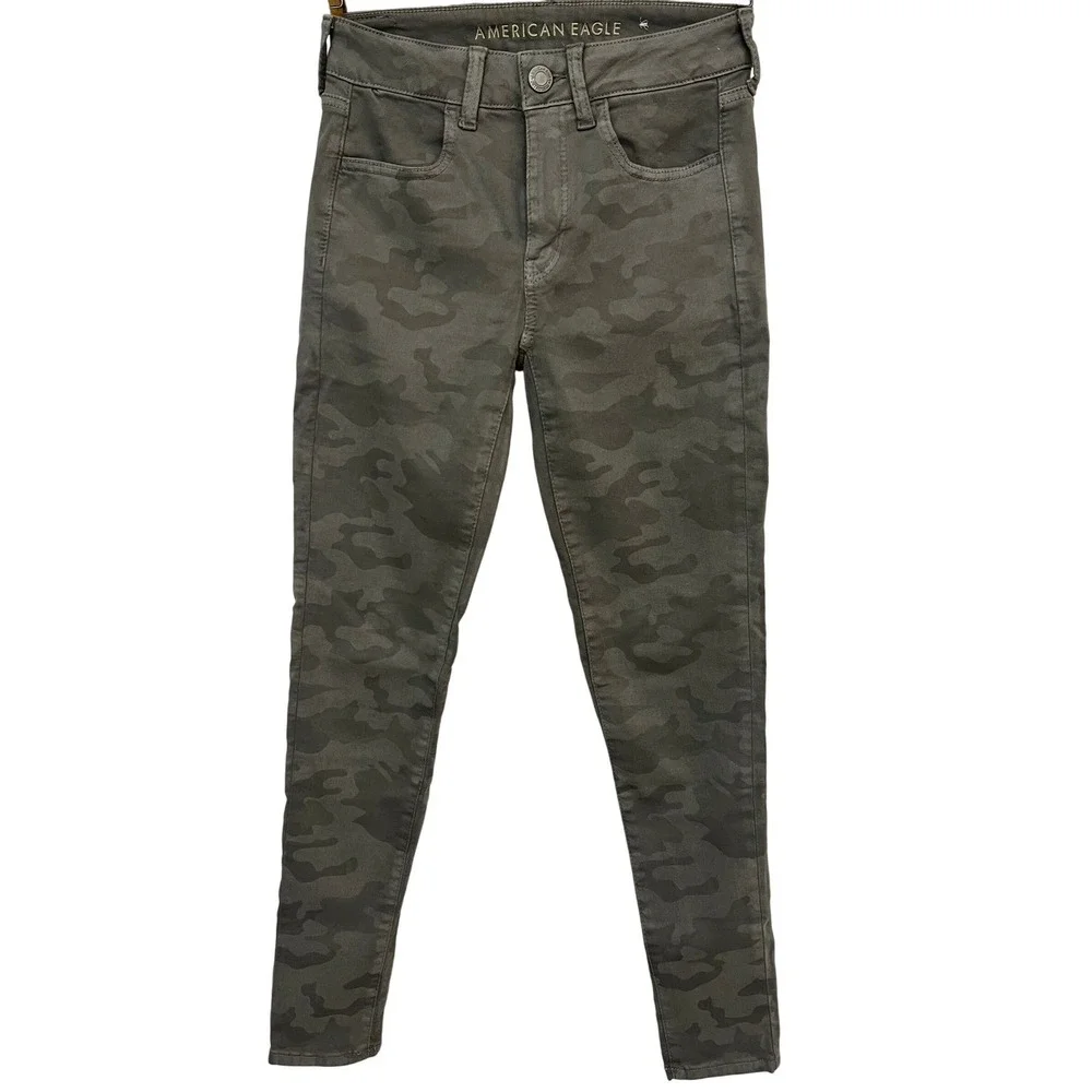 American Eagle Outfitters Hi Rise‎ Jegging Camo Print Women Size 2 Regular